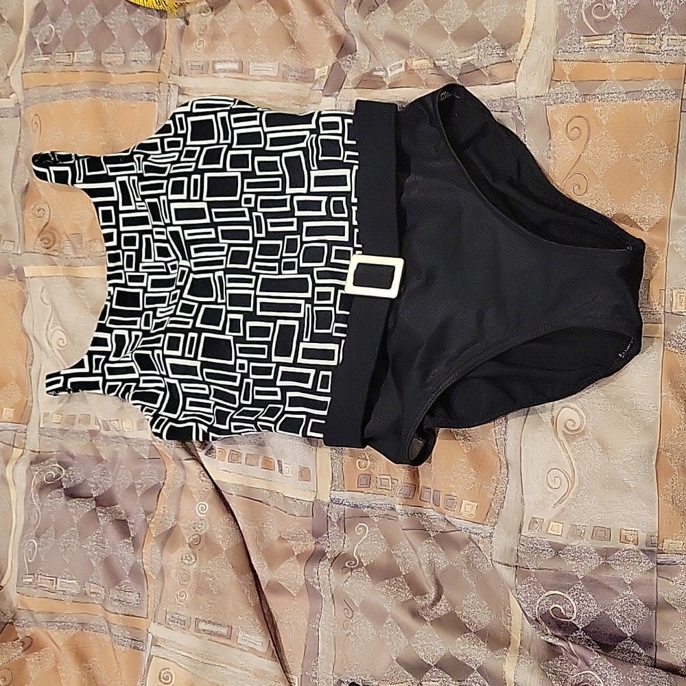 ❤️ FREE with Purchase Bathing Suit